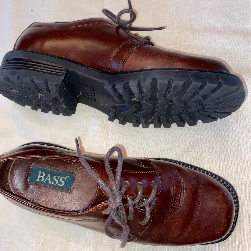Bass men’s brown leather shoes